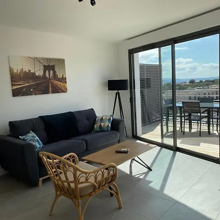 Blue Agosta Aparthotel