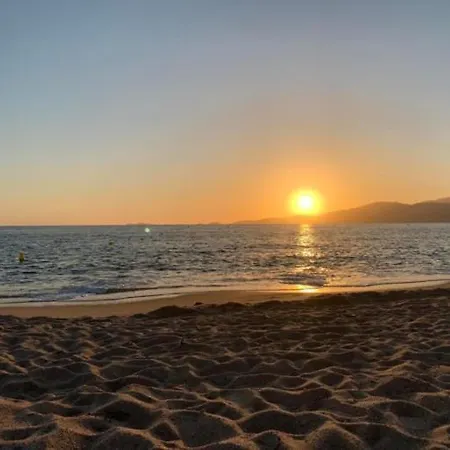 아파트호텔 Blue Agosta